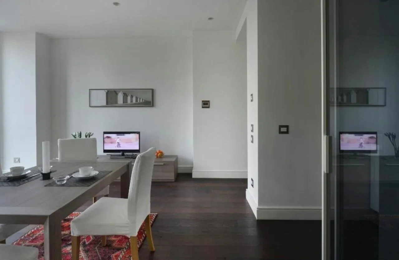 Liberazione - Solaria By Halldis Milano Italien
